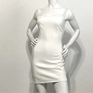 Tiger Mist "NEW" White Take On Straight Neck Adjustable Straps Mini Dress Size M